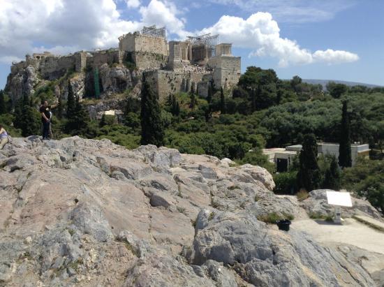 フィラパポス モニュメント